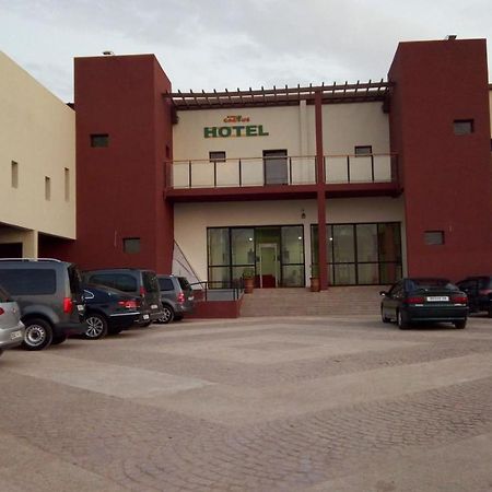 Отель Green Cactus Benguerir Экстерьер фото